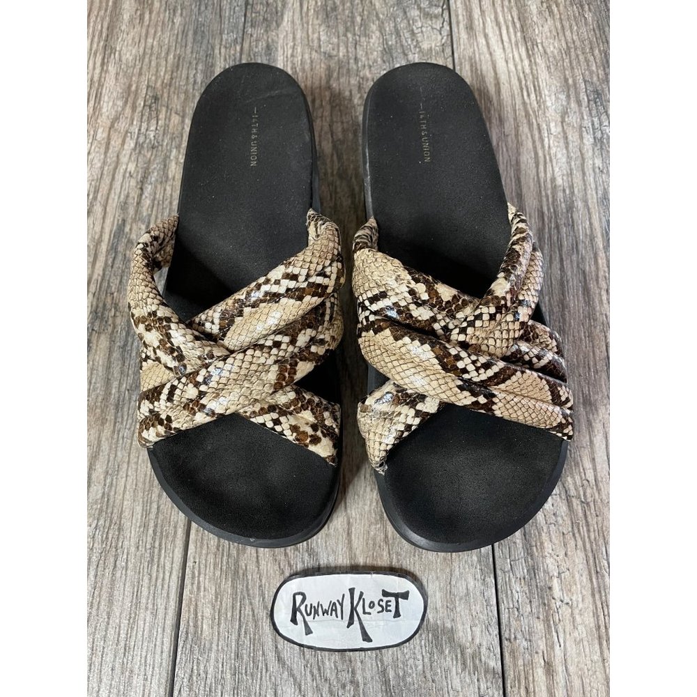 14TH & UNION REPTILE PRINT SLIP ON SLIDES SANDALS Women size 9 - Picture 9 of 10
